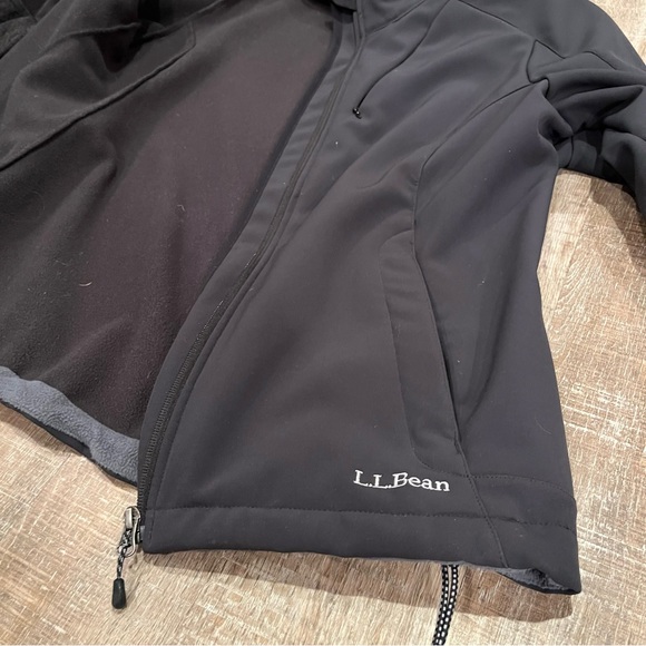 L.L. Bean Black Tech Jacket Men’s Size XL - Picture 2 of 5